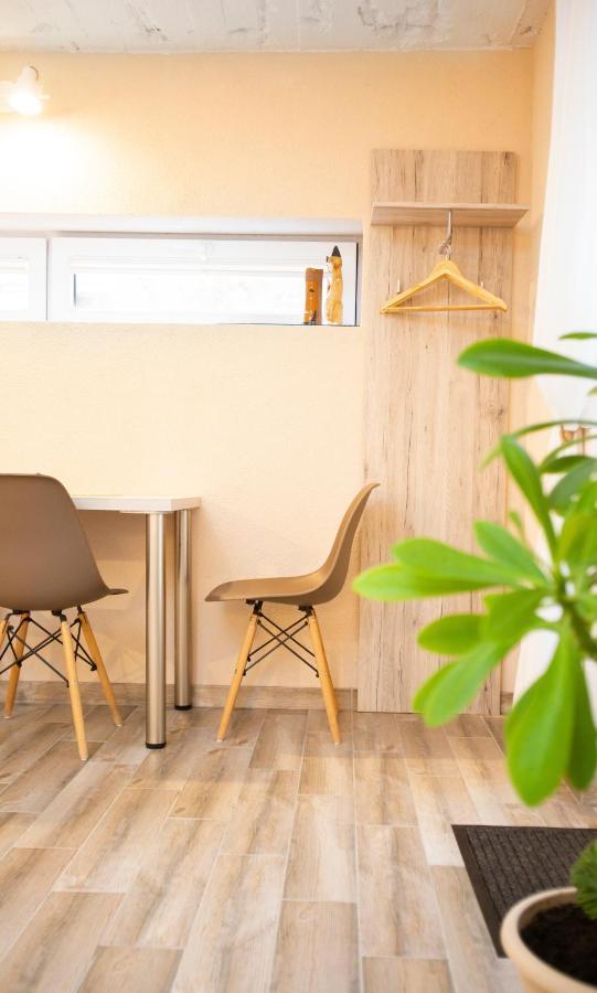 Apartment In Garage With Free Parking Kaunas Exterior foto
